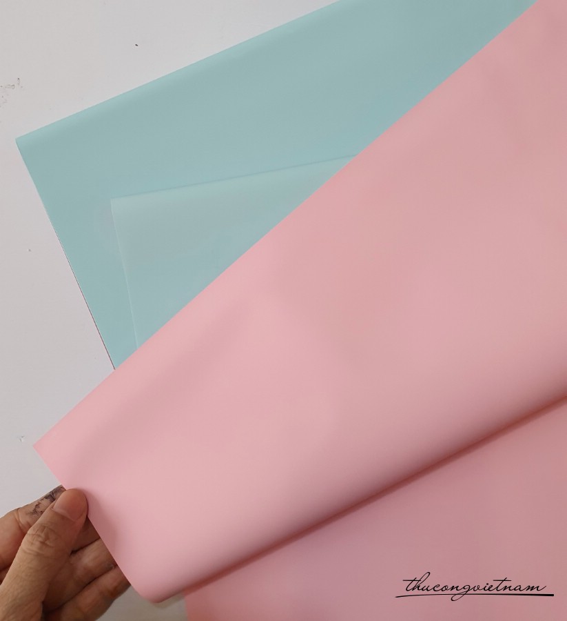  Giấy gói trơn 2 mặt khổ 58*58 cm - Màu xanh hồng