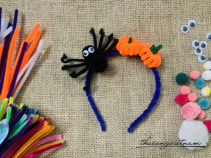 Băng đô kẽm nhung Halloween (17*22cm) - Bí ngô và nhện