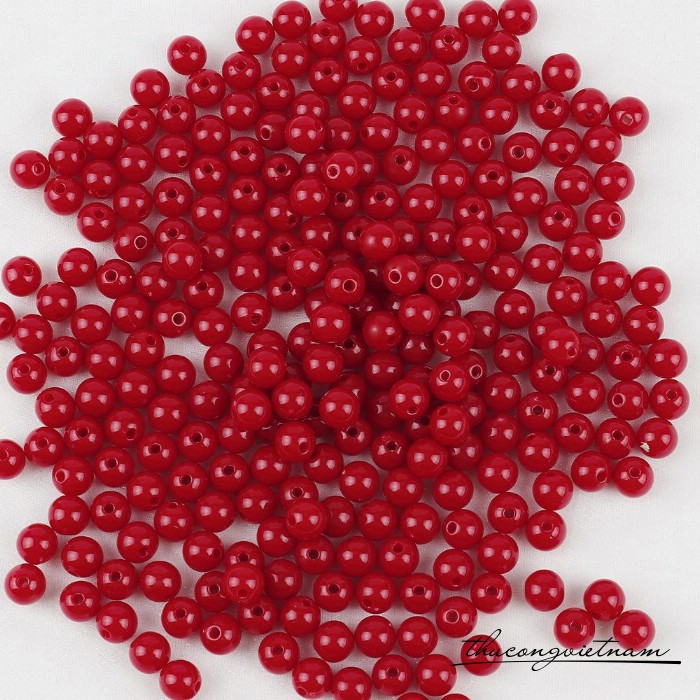 Hạt nhựa Giáng Sinh màu đỏ 8mm (100 hạt)