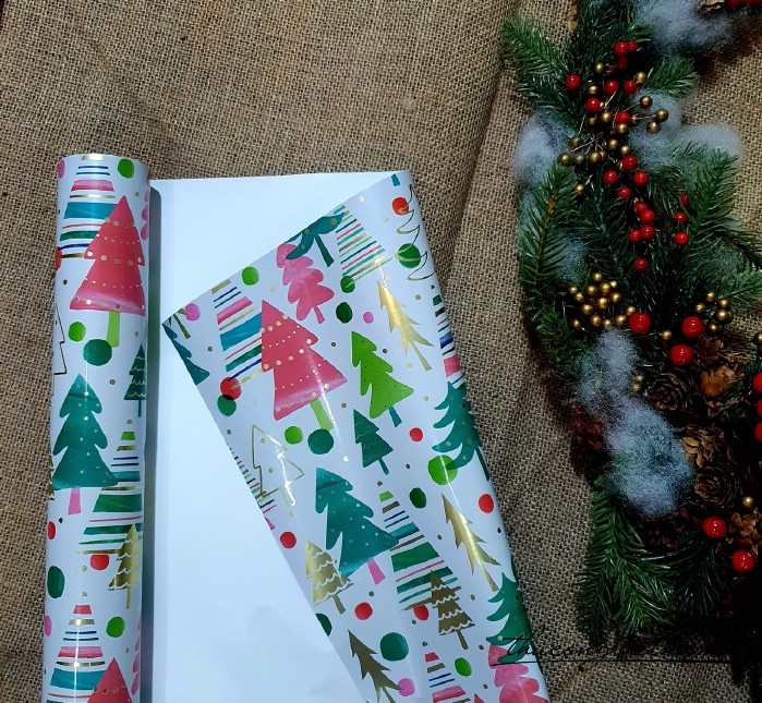 Giấy gói quà khổ lớn 76*360cm - M9