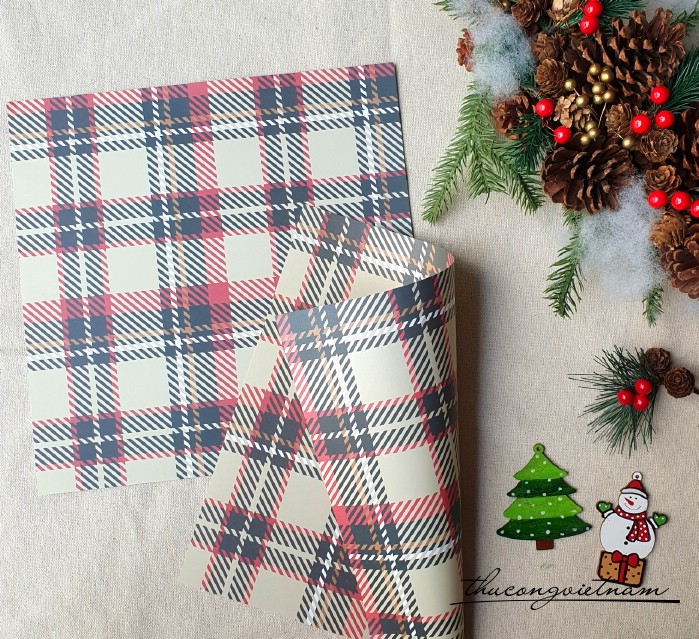 Giấy nền Giáng Sinh in hai mặt 30*30cm - M2