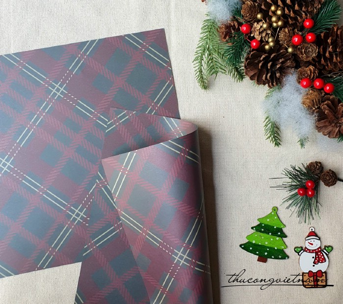 Giấy nền Giáng Sinh in hai mặt 30*30cm - M7
