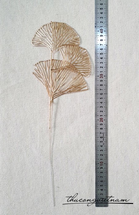 Nhành lá quạt phủ nhũ vàng 42cm