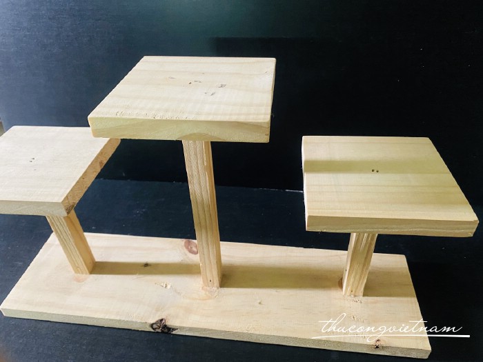Kệ gỗ 3 chân 30*12cm