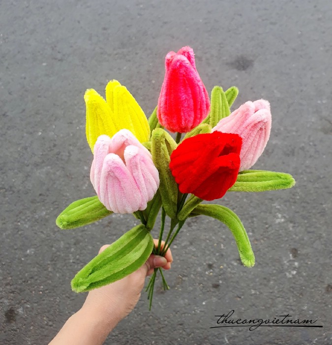 Hoa kẽm nhung làm sẵn - Hoa Tulip