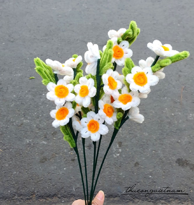 Hoa kẽm nhung làm sẵn - Hoa cúc trắng