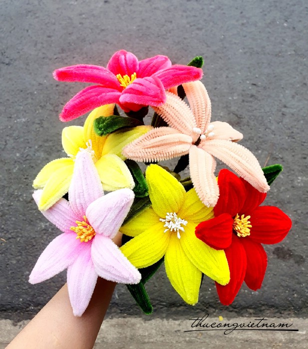 Hoa kẽm nhung làm sẵn - Hoa ly