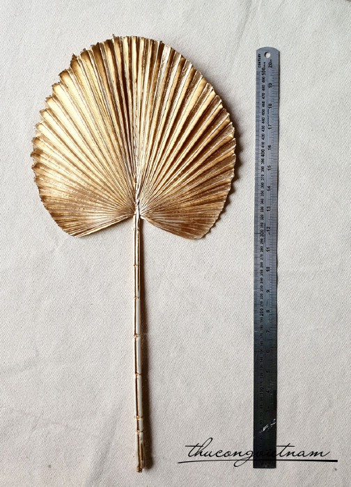 Lá quạt to phủ nhũ vàng 50cm