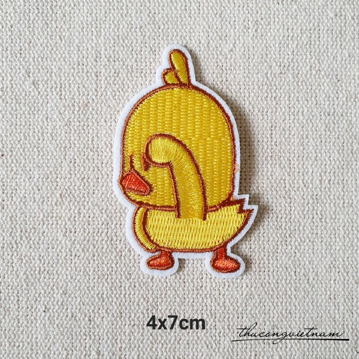Miếng dán ủi Chú vịt vàng 4x7cm mẫu 3