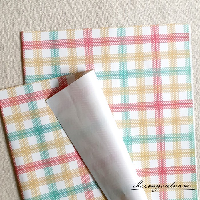 Giấy gói quà lụa (50*70cm) - C79