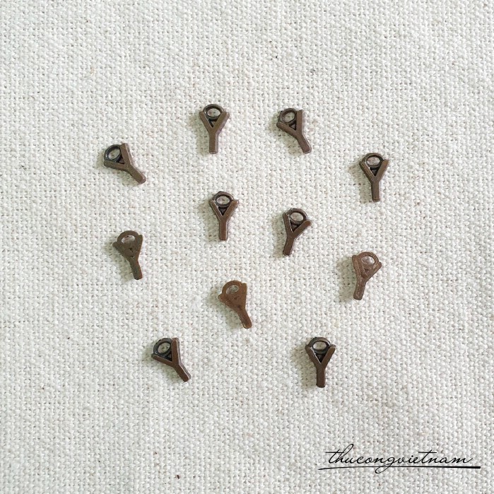 Chữ giả đồng 7mm (20 chữ) - Chữ Y