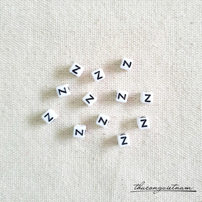 Chữ nhựa 7*7mm (20 chữ) - Chữ Z