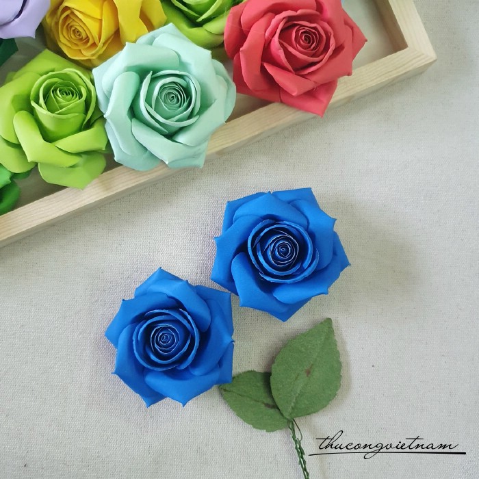 Hoa hồng giấy mỹ thuật 6-7cm (2 cái) màu xanh dương