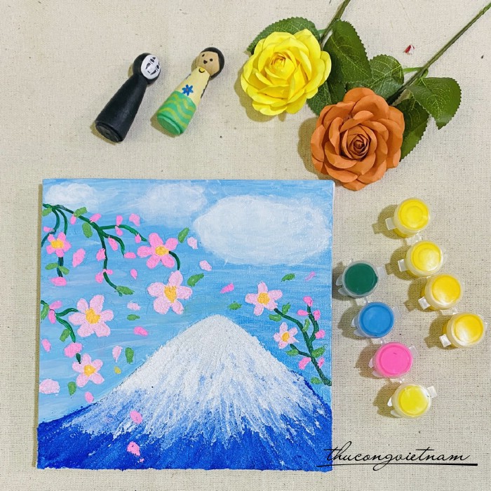 Khung tranh cát đã trang trí - Núi và hoa (20x20cm)