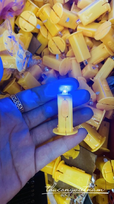 Đèn led pin loại đủ màu 4*2cm (1 cái)