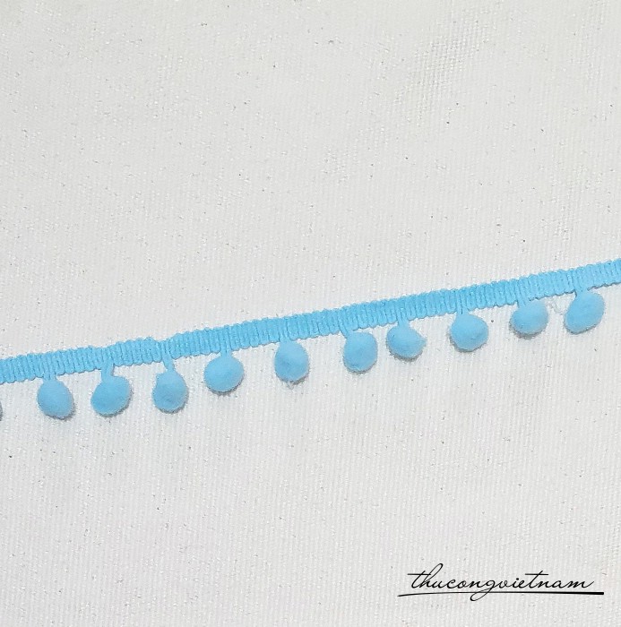 Dây ren viền pompom màu xanh biển