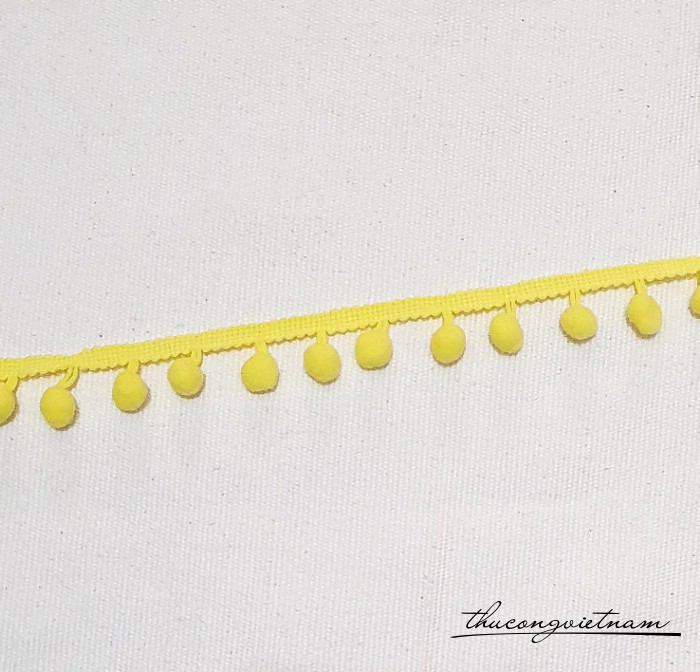 Dây ren viền pompom màu vàng tươi