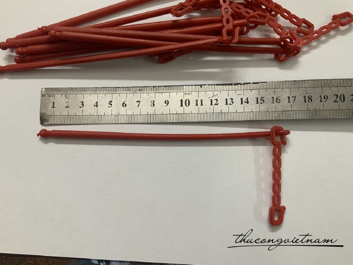 Tay cầm lồng đèn bằng nhựa 18cm (2 cái)