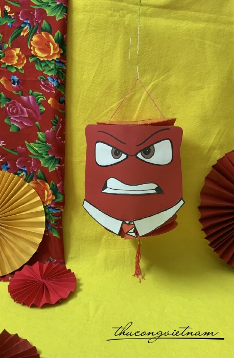 Lồng đèn giấy xếp đã trang trí - Anger