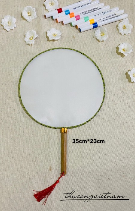 Quạt vải trơn kiểu dáng cổ điển - Mẫu 4 (35*23cm)