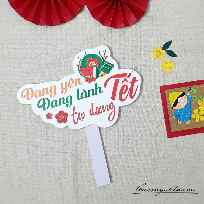Hashtag cầm tay Tết 