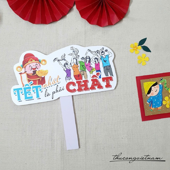 Hashtag cầm tay Tết  