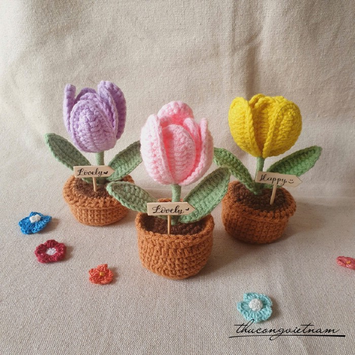 Chậu hoa len tulip  (15-17cm)