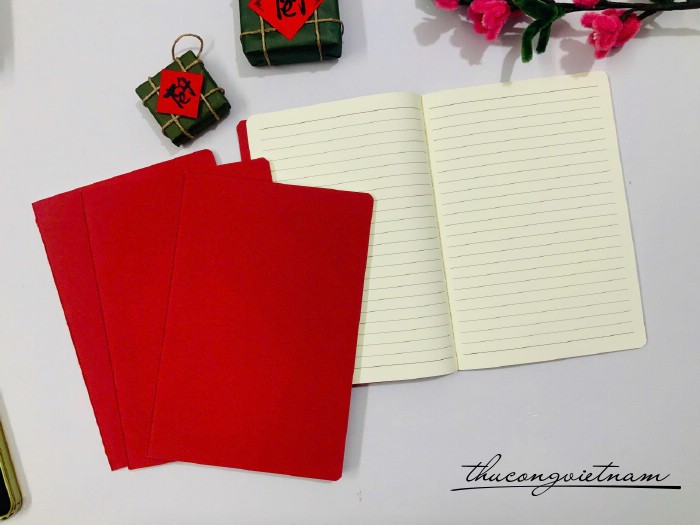 Sổ A5 bìa đỏ trơn khâu chỉ – 100 trang kẻ dòng