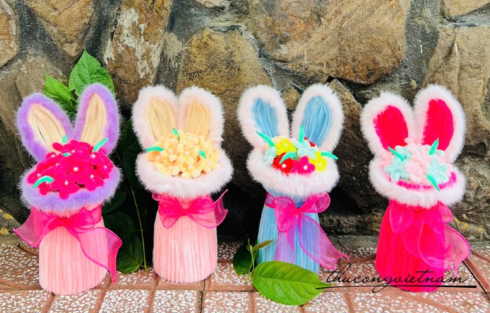 Bó hoa thỏ kẽm nhung handmade 25*35cm 