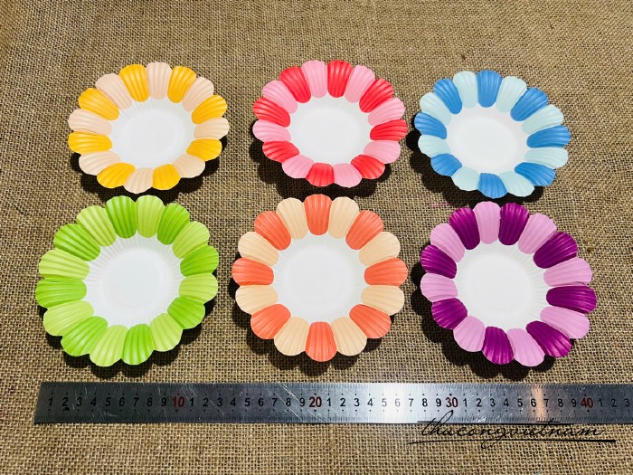 Bộ 10 cái dĩa nhựa nhỏ hình bông hoa 10cm 