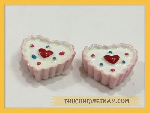 Cupcake trái tim hồng