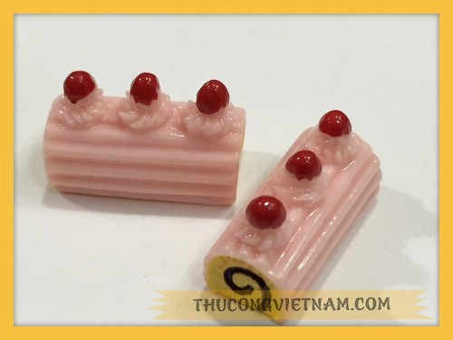 Bánh kem khúc cây hồng 