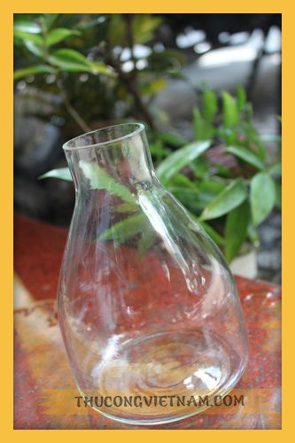 Lọ thuỷ tinh bình phễu S17