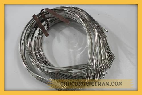 Sườn băng đô sắt trắng