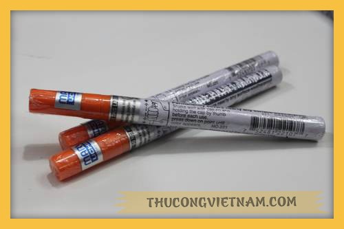 Bút sơn DecoColor Industrial paint marker màu cam