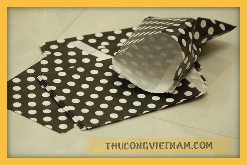 Túi giấy chấm bi TGCB-09