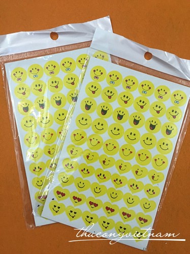 Sticker mặt cười và trái tim 1.5cm