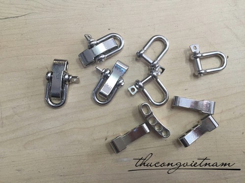 KPICU - Khóa paracord inox chữ U