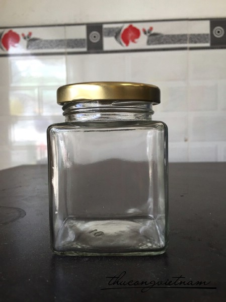 Lọ thủy tinh vuông nắp nhôm V200ml 6.5x8.5