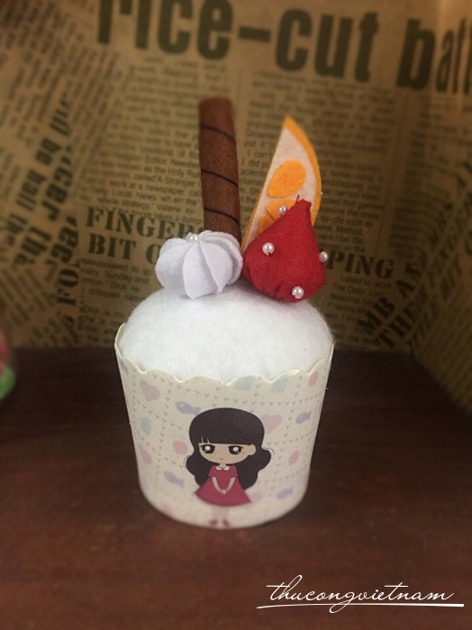 Bánh cupcake vải nỉ mẫu 9