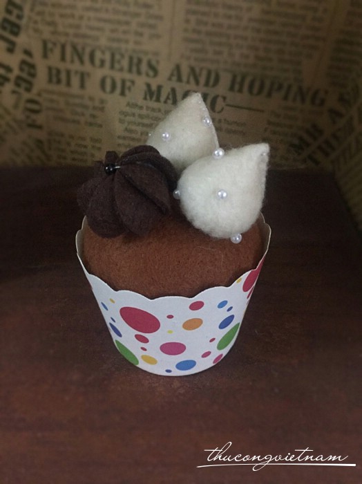 Bánh cupcake vải nỉ mẫu 10