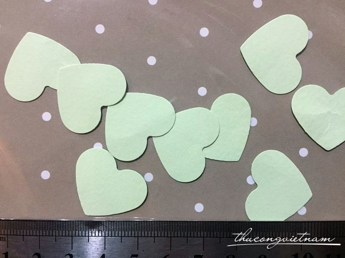 Tim giấy 2.5cm màu vàng kem