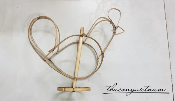 Khung lồng đèn con gà 25cm