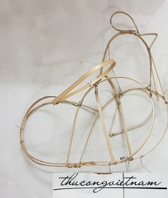 Khung lồng đèn con gà 35-40cm