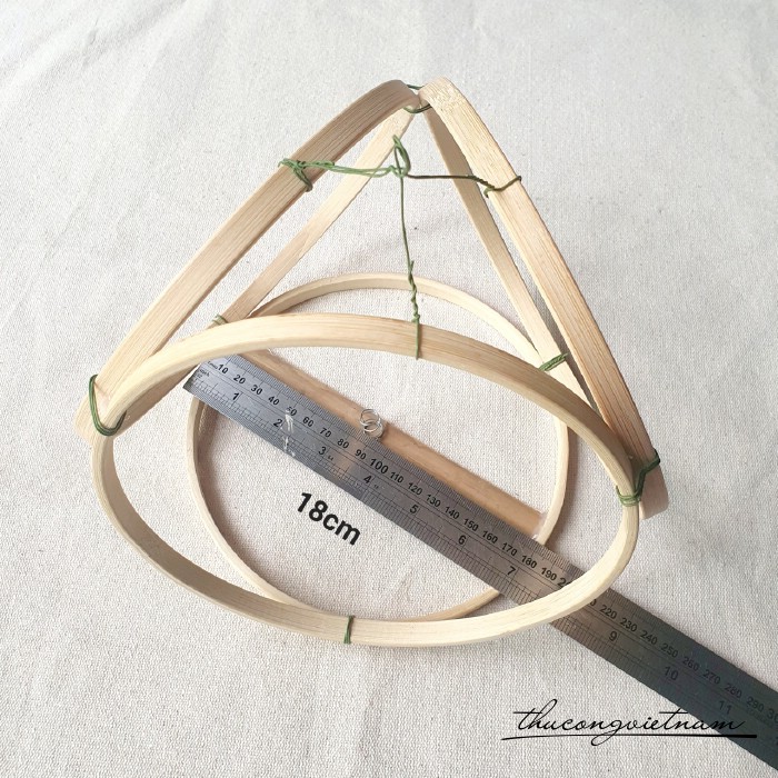 Khung tre lồng đèn đồng tiền 4 mặt