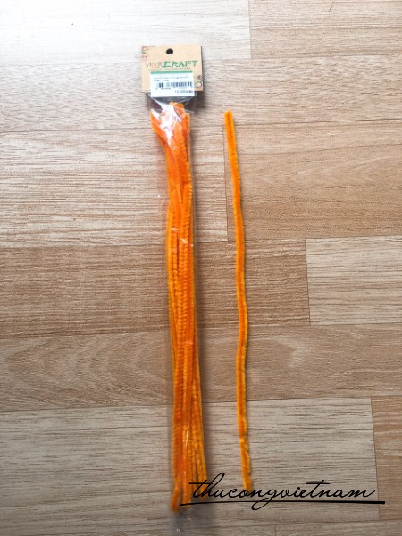 Kẽm nhung màu cam
