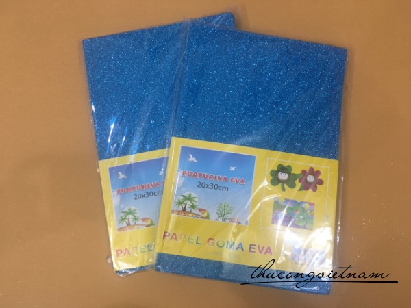 Mút xốp kim tuyến màu xanh dương
