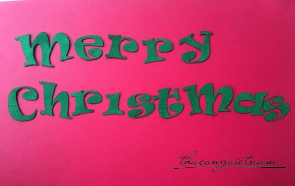 Chữ Merry Chirstmas mẫu 8 màu xanh lá