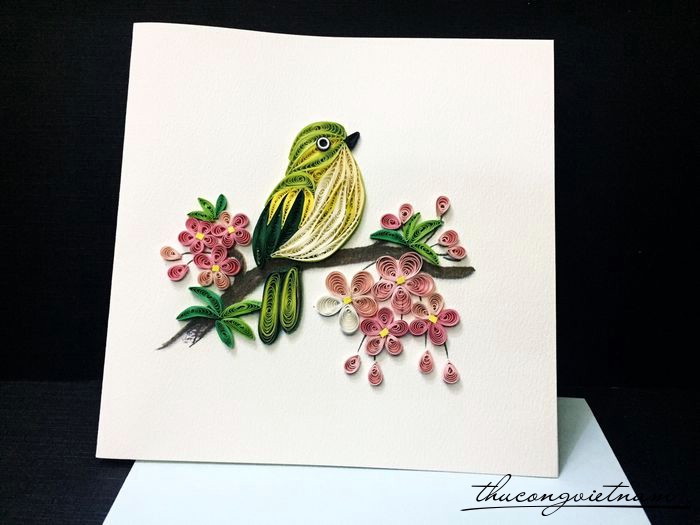 Thiệp năm mới quilling hoa đào và chim én mẫu 1