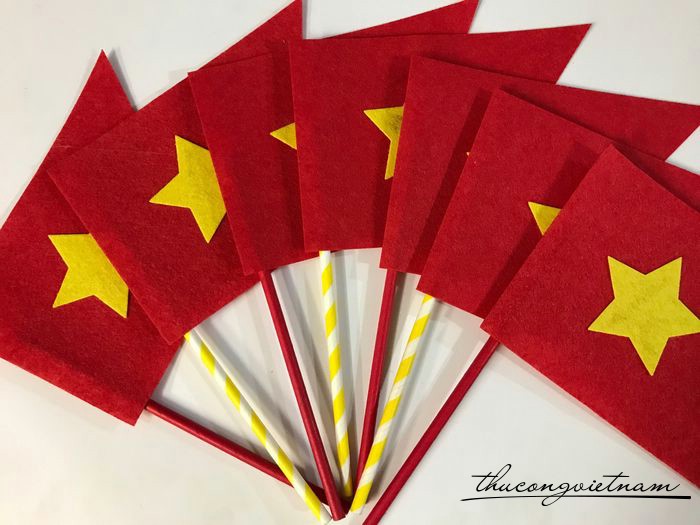 Combo 7 cờ Việt Nam vải nỉ